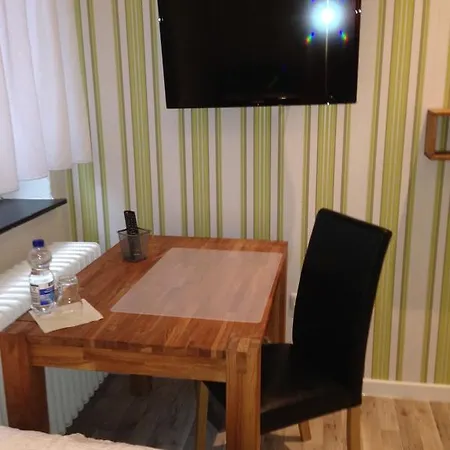 Zur Hessischen Schweiz Hotel Doernhagen