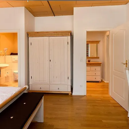 Zur Hessischen Schweiz Otel 3*