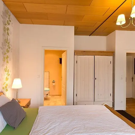 Zur Hessischen Schweiz Otel 3*